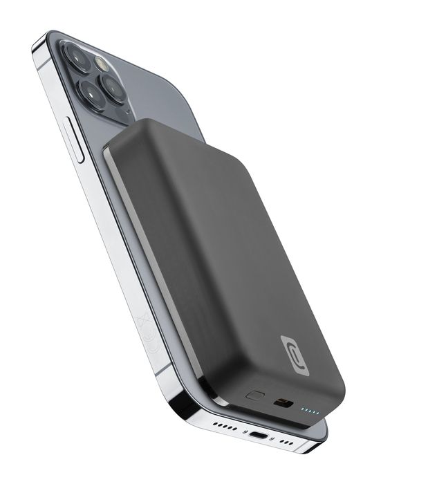 Wireless power bank MAG 10000 | Portable Battery Chargers | Charge and ...