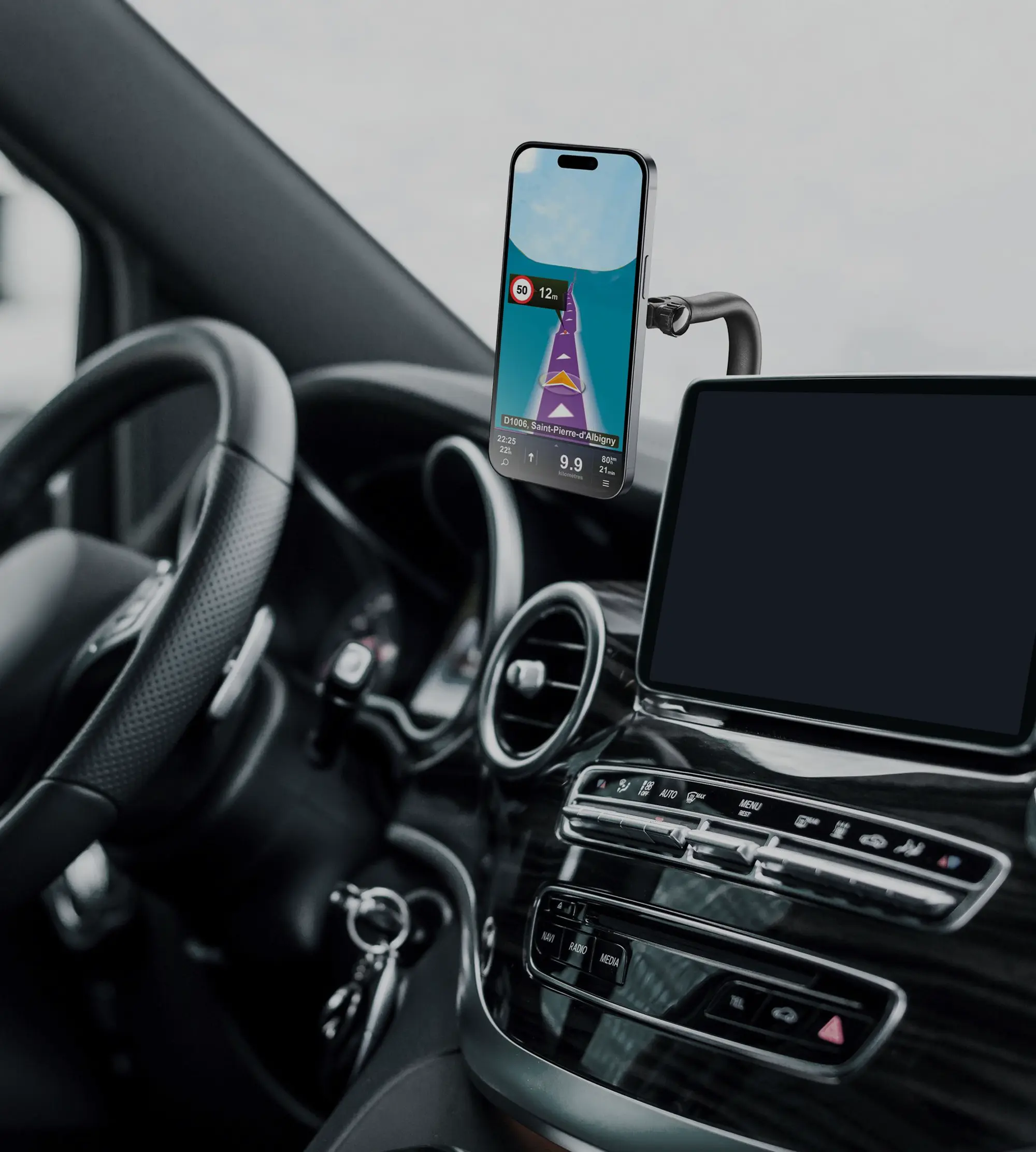 Mag Display - Magsafe car holder compatible with protruding displays